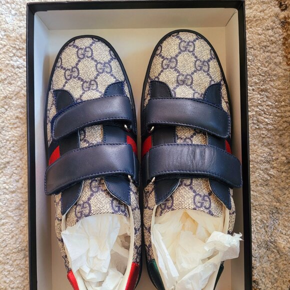 Gucci Sneakers - Picture 10 of 13